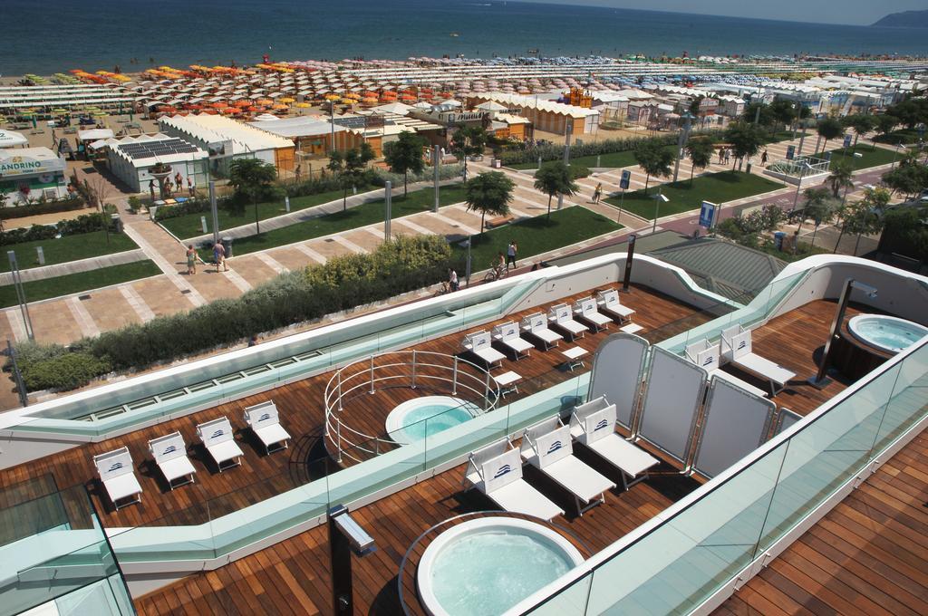 T-Suite Hotel Riccione Eksteriør bilde
