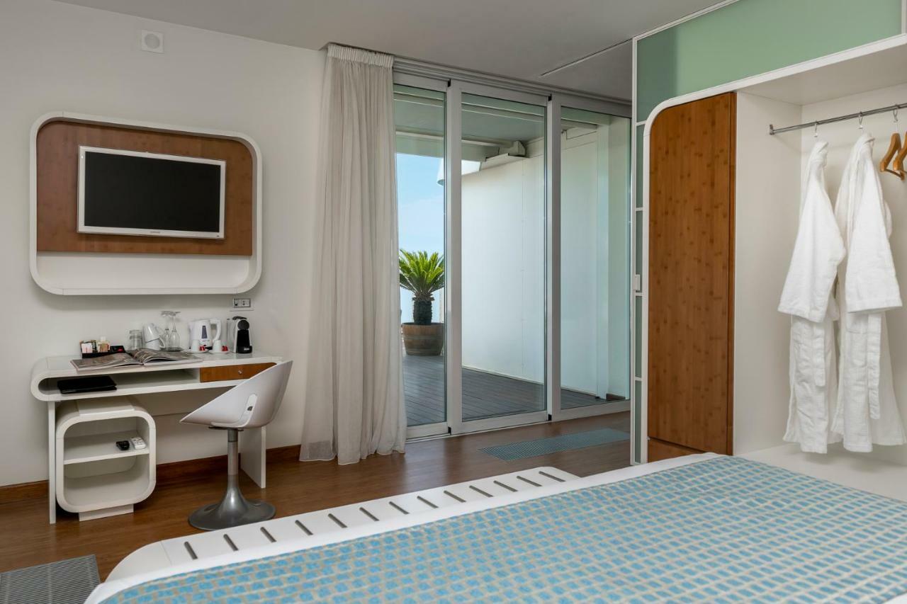 T-Suite Hotel Riccione Eksteriør bilde