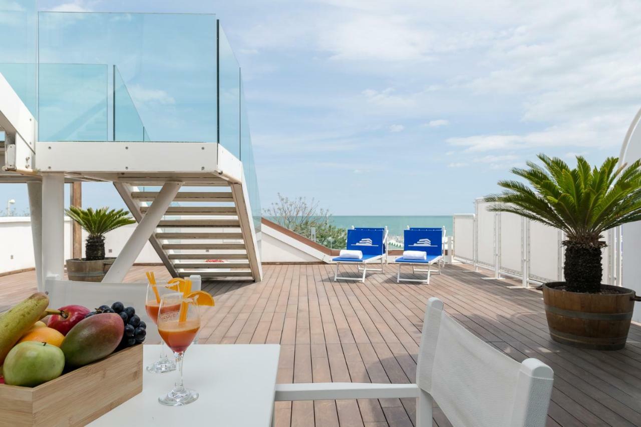 T-Suite Hotel Riccione Eksteriør bilde