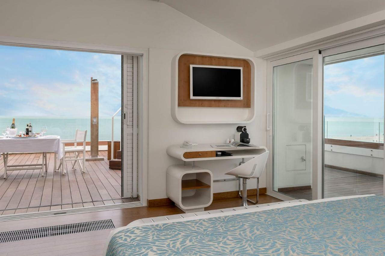 T-Suite Hotel Riccione Eksteriør bilde