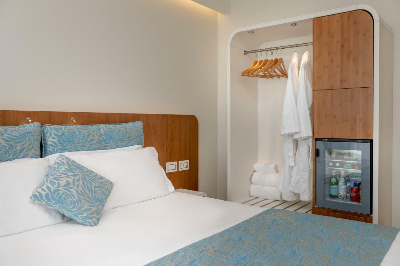T-Suite Hotel Riccione Eksteriør bilde