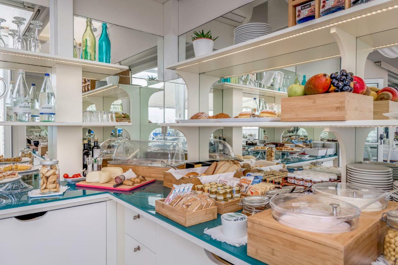 T-Suite Hotel Riccione Eksteriør bilde